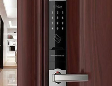 河西24小时上门开锁公司